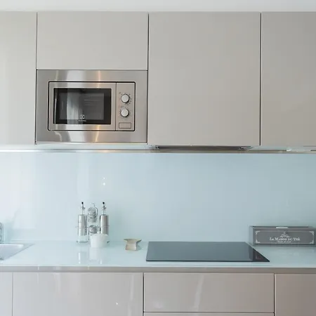 Apartamento Charming City Centre By Rentallcomo
